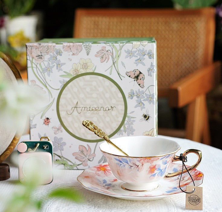 Flower Porcelain Tea Cup Saucer Set, Unique Tea Cup and Saucer in Gift Box,British Royal Ceramic Cups for Traditional Afternoon Tea, Elegant Ceramic Coffee Cups