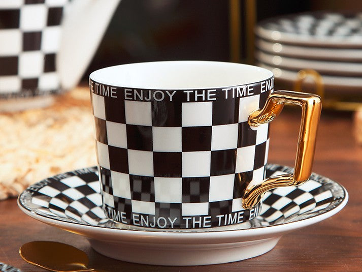 Creative Ceramic Coffee Cups for Office, Beautiful British Tea Cups, Creative Porcelain Tea Cup Saucer Set, 6.8 oz Tea Cup and Saucer in Gift Box as Birthday Gift